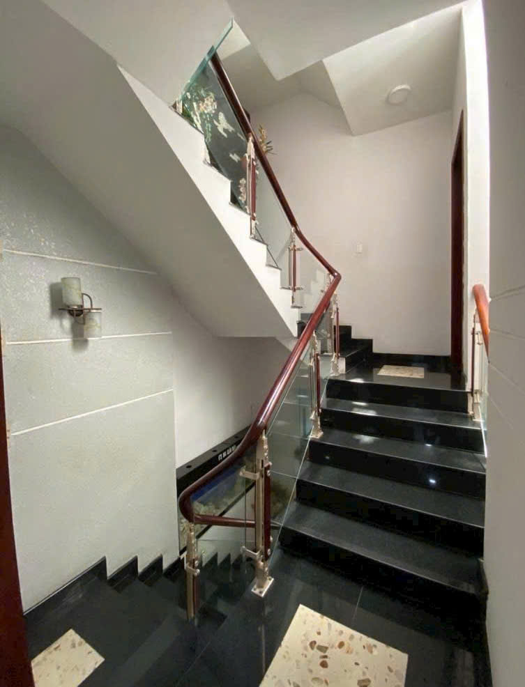 BÁN NHÀ SIÊU PHẨM QUẬN 8, 4 TẦNG, MẶT TIỀN HẺM KINH DOANH, XE HƠI THÔNG. 4.5x23M, NHỈNH 10 TỶ - Ảnh 3